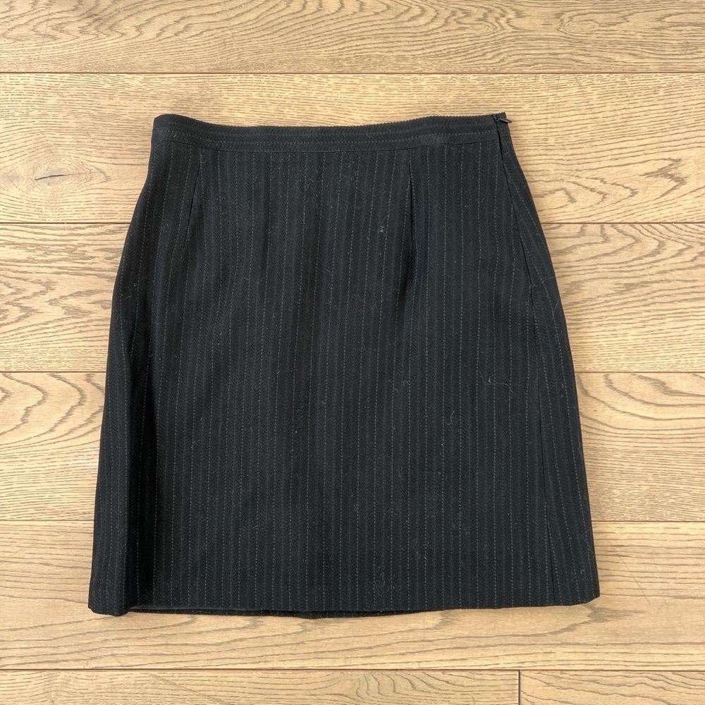 Barbara Bui Paris Designer Black Gray Striped Mini Vixen Skirt Size 42 US M